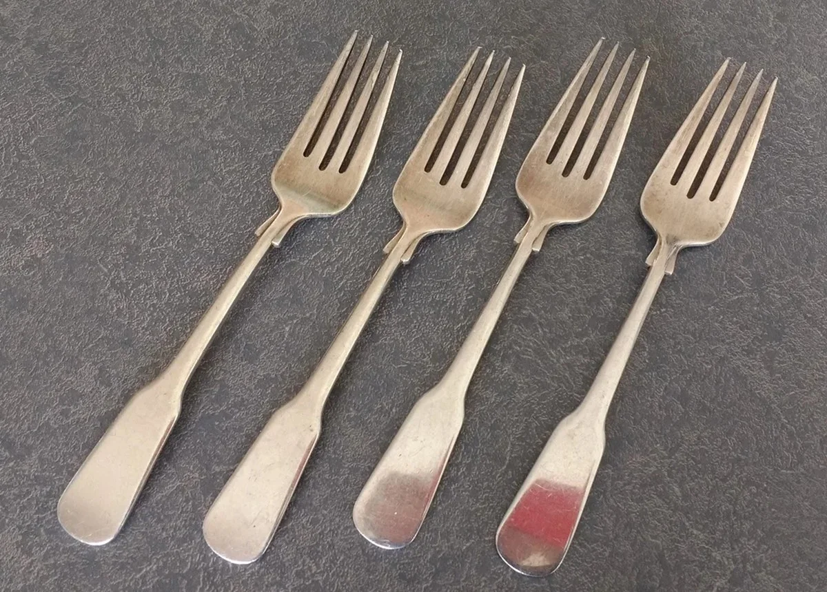 Zubní pasta na zašlé stříbrné příbory: lesk jako nové za 5 minut. - image 2