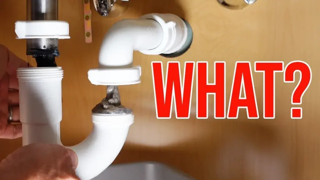 Instalatéři varují: nikdy nedávejte tyto tři věci do odtoku.