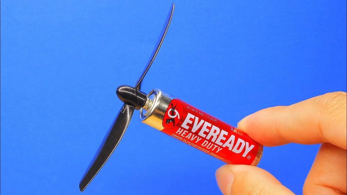 Ocet na baterie? Starý trik, který obnovuje vybité AA baterie - image 1