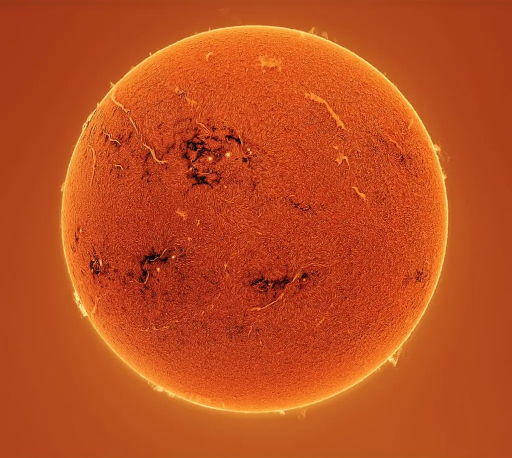 Astronomové varují: nikdy nepozorujte tuto hvězdu bez speciální ochrany.