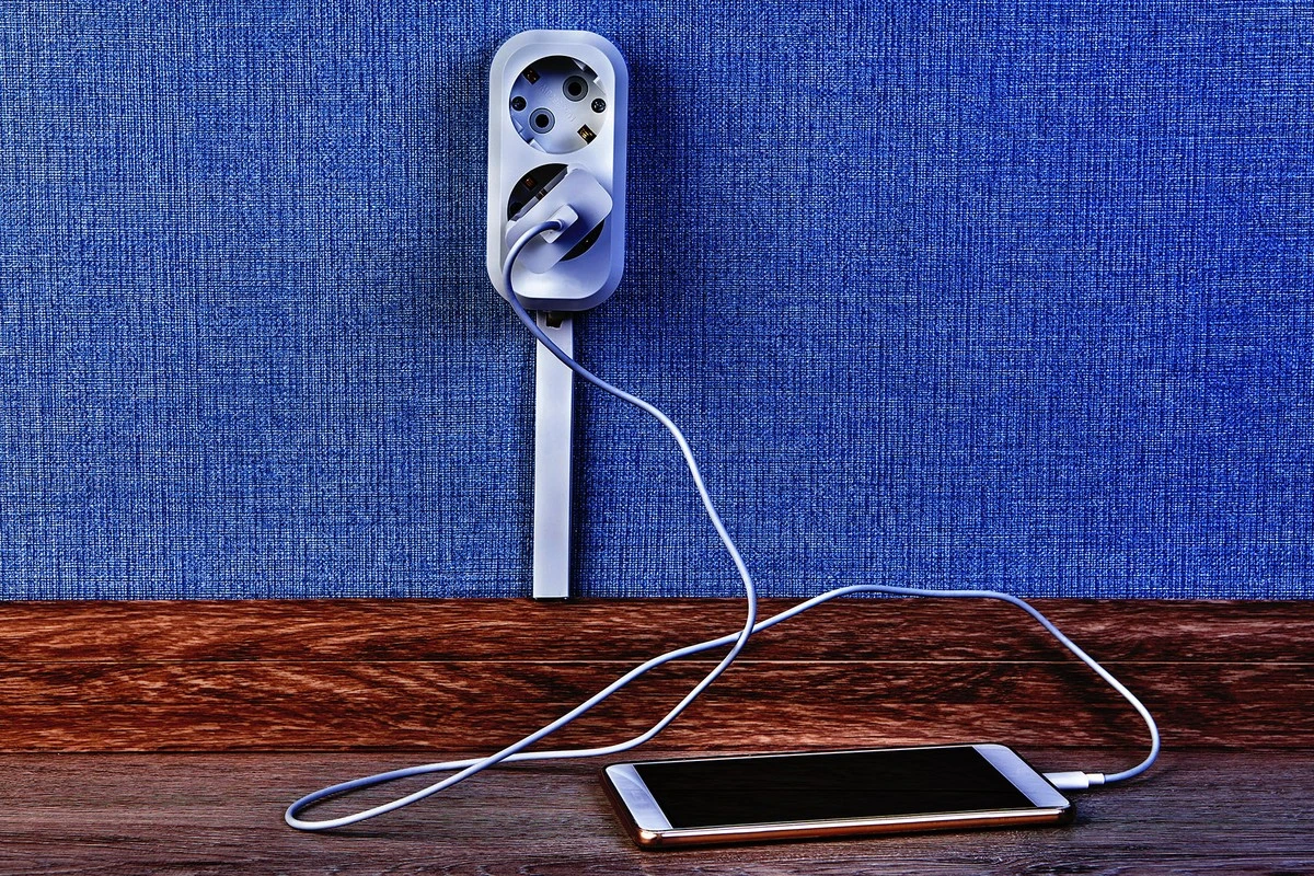 Elektrikáři varují: Nikdy nenechávejte tyto spotřebiče zapojené přes noc. - image 1