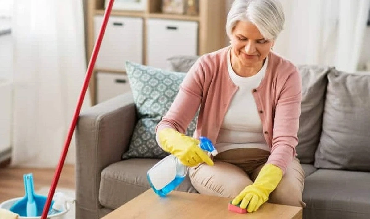 Zubní pasta na zrcadlech zabraňuje mlžení: Staletý trik našich babiček. - image 2